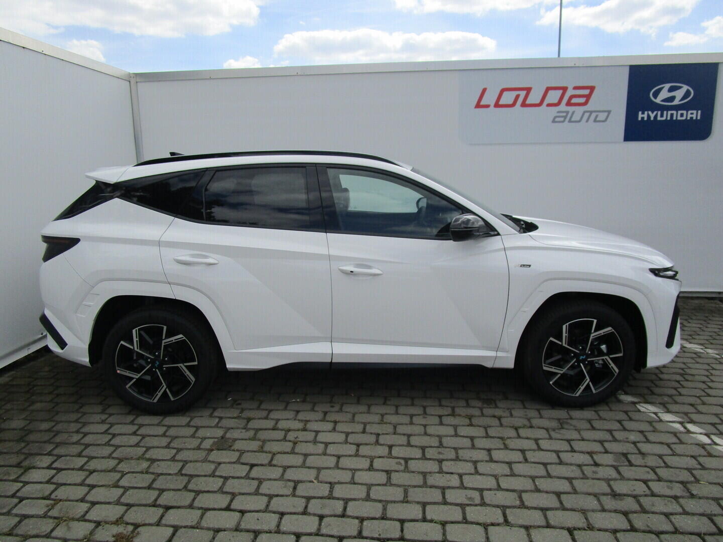 O919V06448_15.webp_TUCSON NX4 GO Czech N Line! 1,6 T-GDI 110 kW