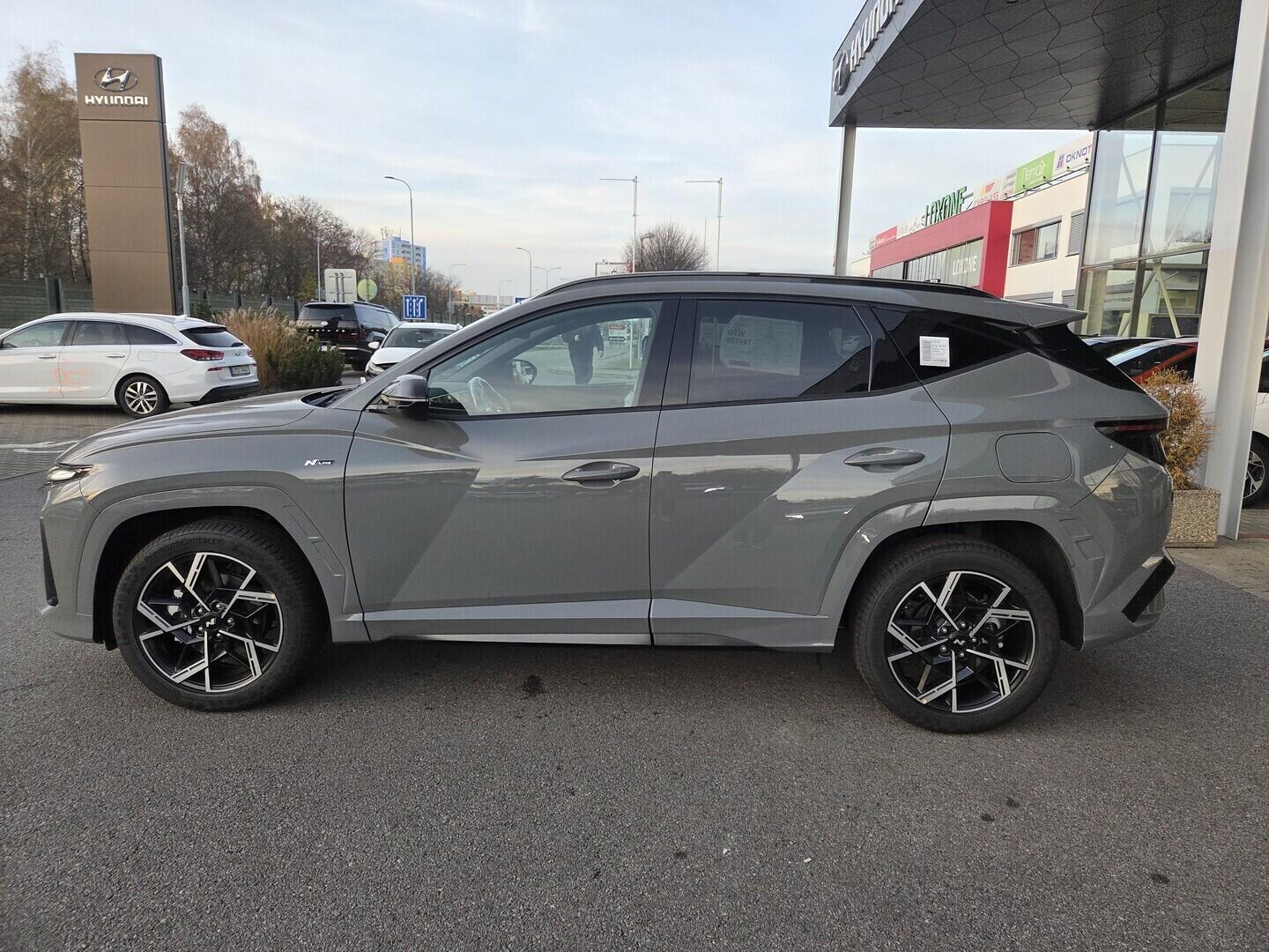 O919V06486_17.webp_TUCSON NX4 GO Czech N Line! 1,6 T-GDI 110 kW