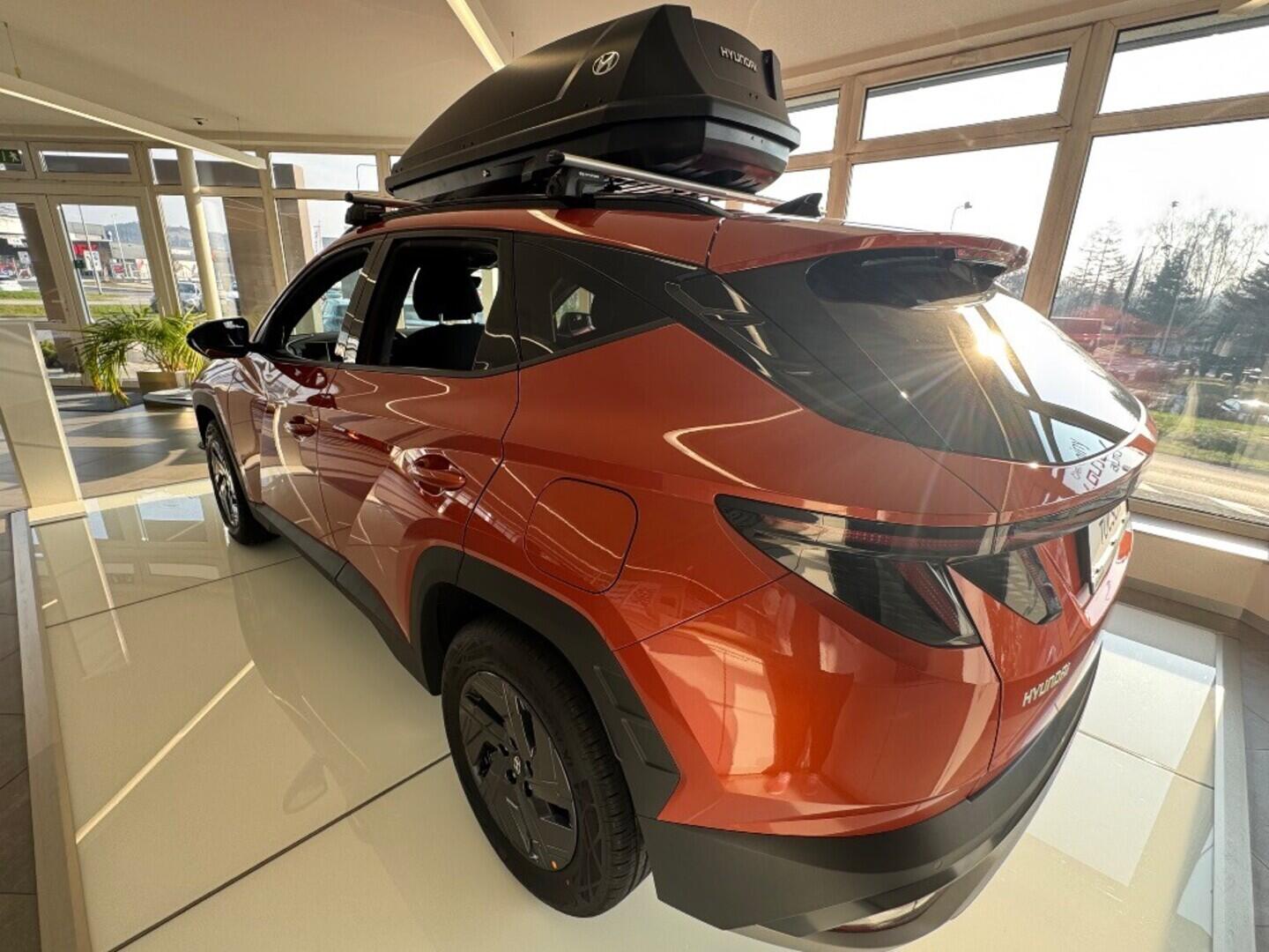 O919V06488_12.webp_TUCSON NX4 GO Czech! 1,6 T-GDI 110 kW