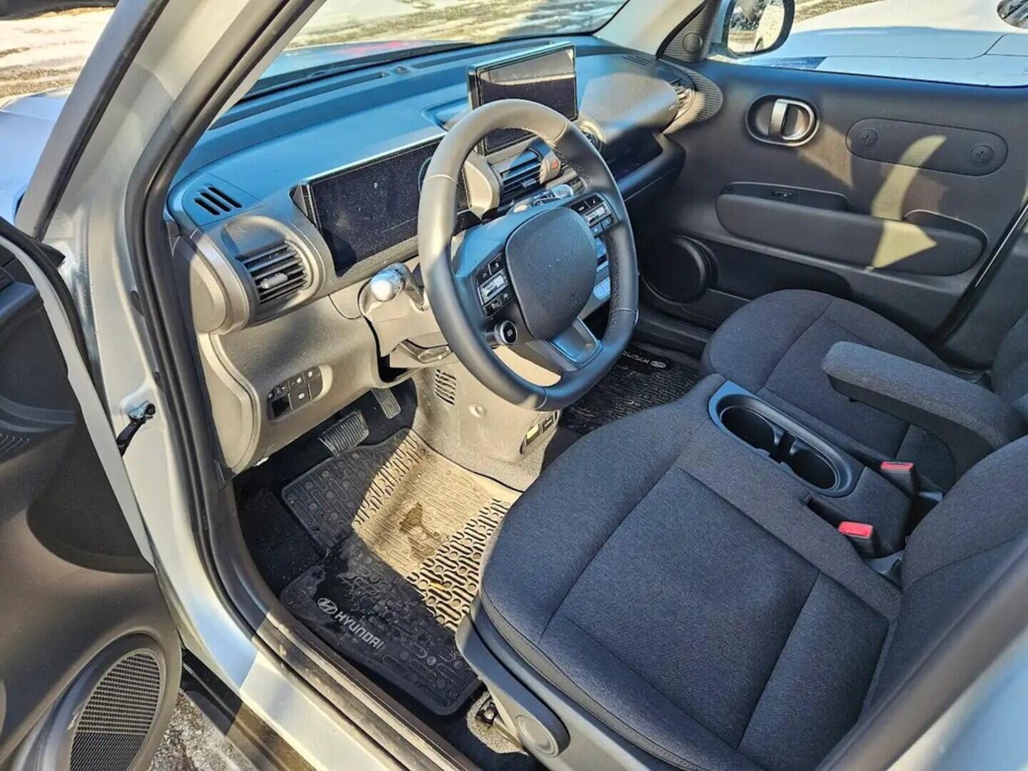 OA41005364_16.webp_INSTER 4S AX EV Style Technology POWER 49 kWh 84 kW