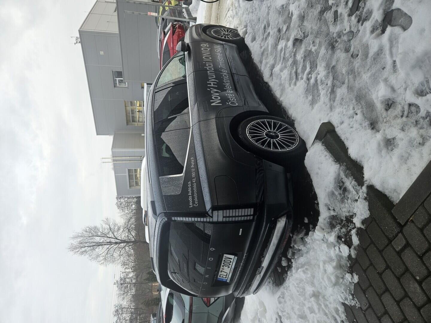 OA41005589_13.webp_IONIQ 9 7S ME Calligraphy POWER PERFORMANCE 110 kWh 314 kW