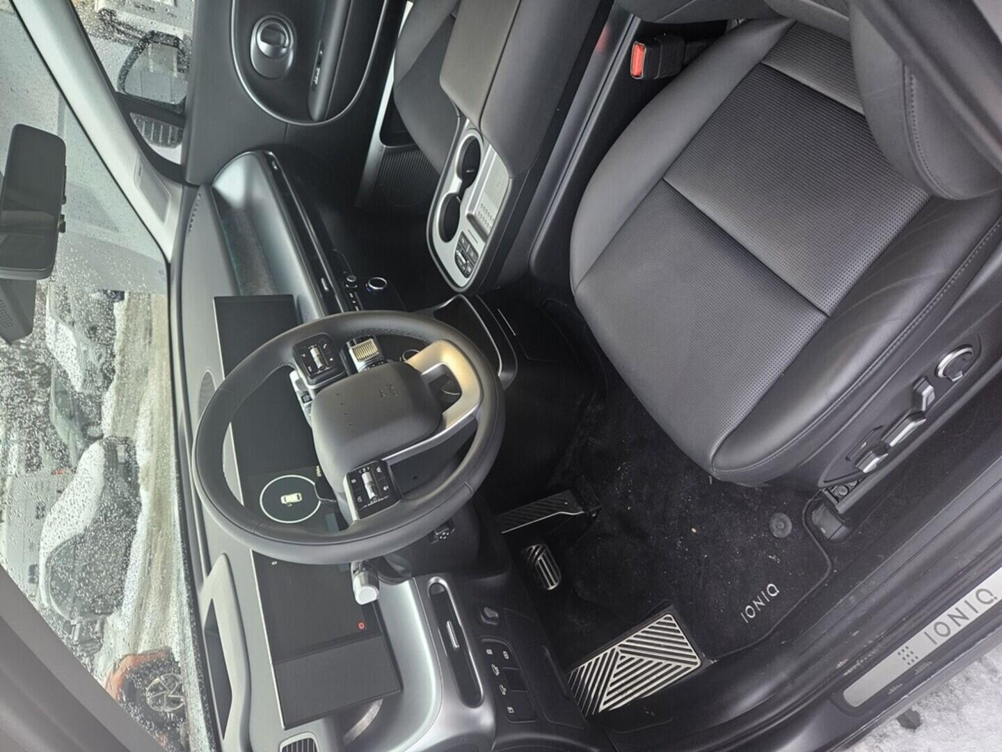 OA41005589_16.webp_IONIQ 9 7S ME Calligraphy POWER PERFORMANCE 110 kWh 314 kW