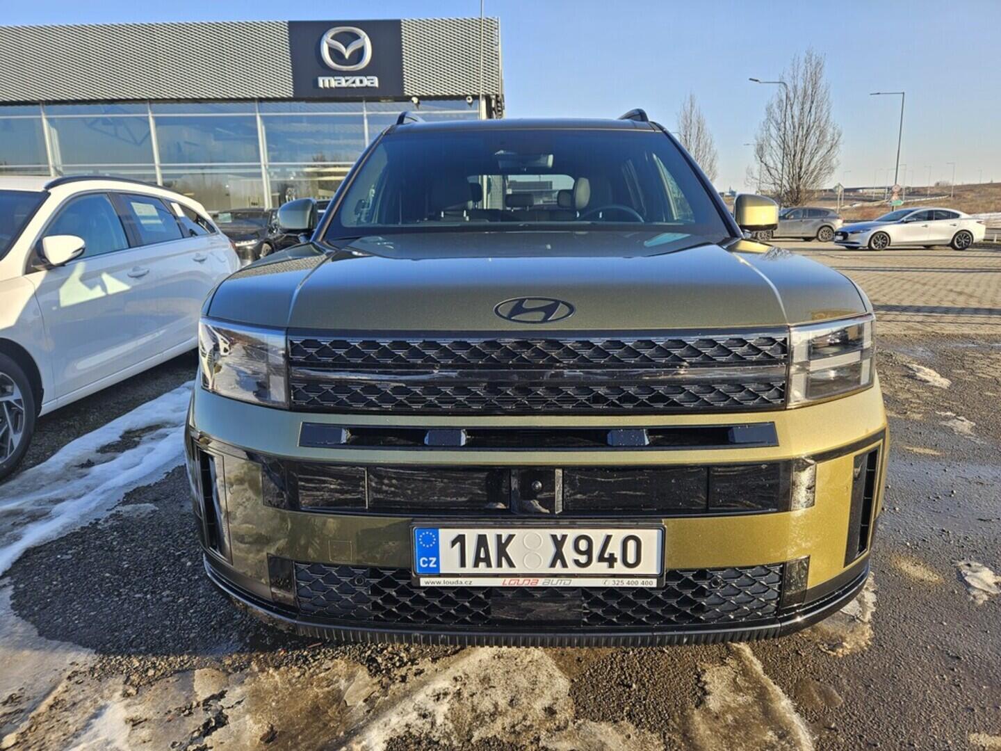 OA41005591_12.webp_SANTA FE HEV MX5 Calligraphy 1,6 T-GDI HEV 158 kW  7 místné