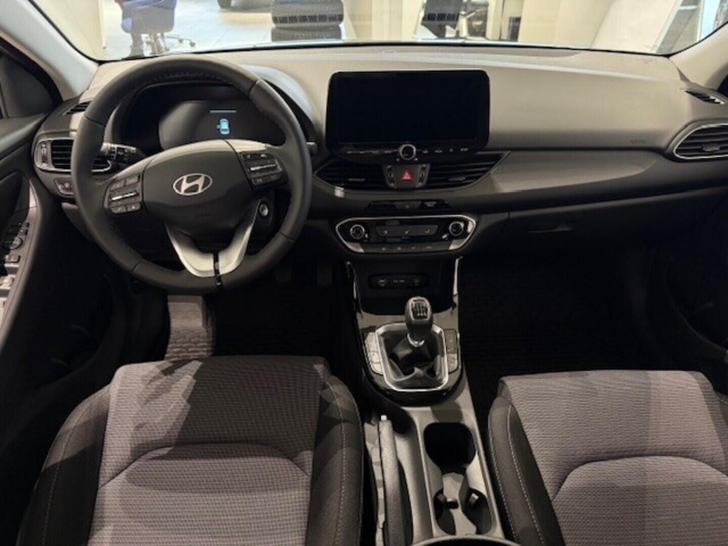 OA41005689_17.webp_I30 HB FAMILY CLIMATE 1,5i 71 kW