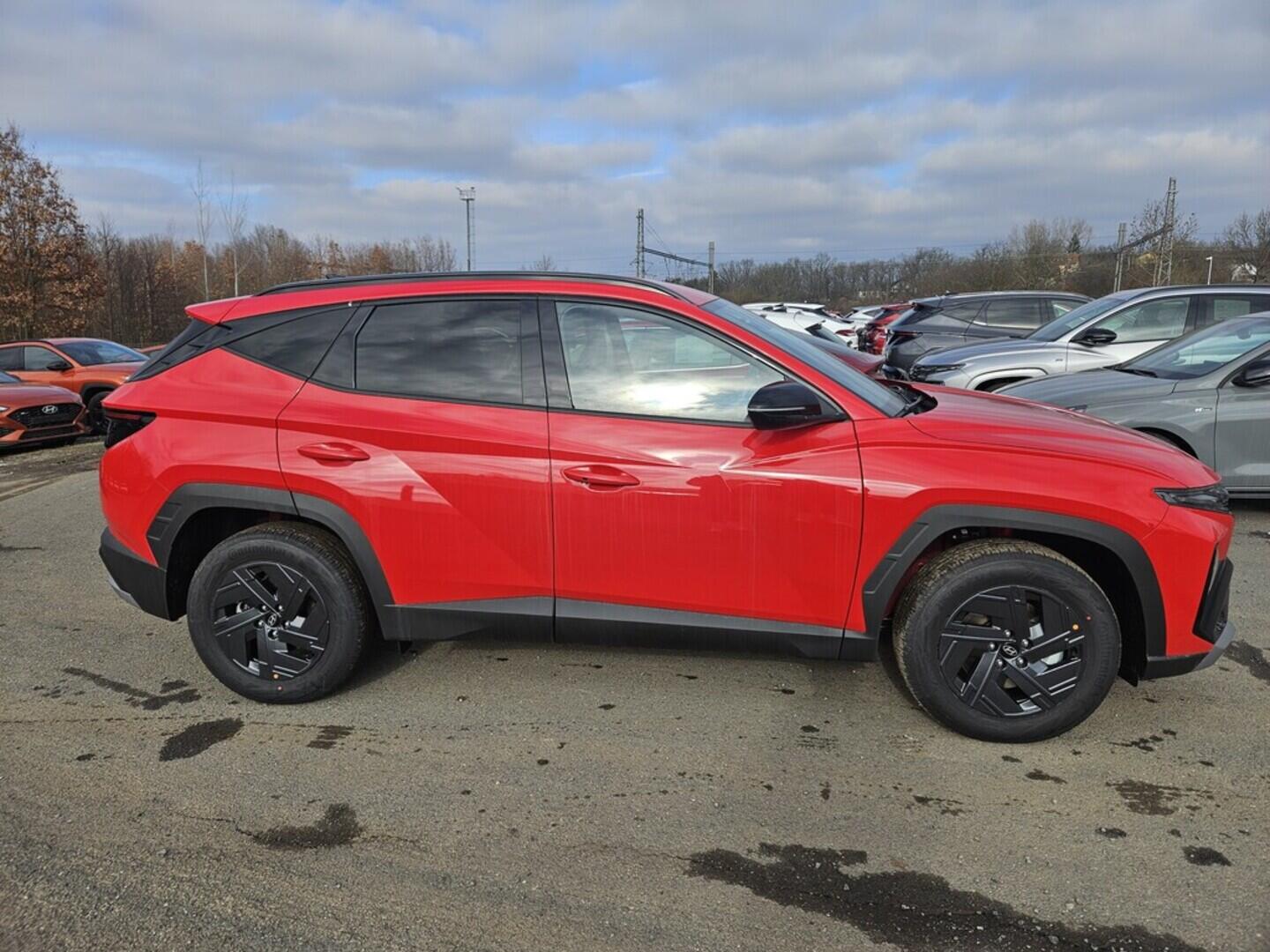 OA41005709_15.webp_TUCSON NX4 GO Czech! 1,6 T-GDI 110 kW