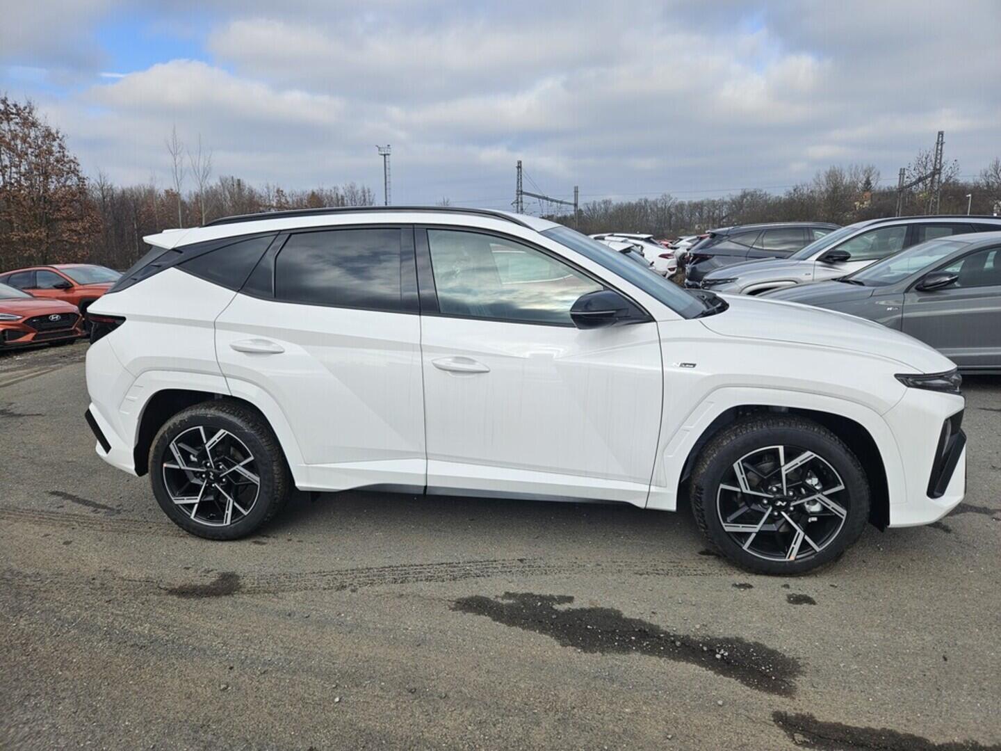 OA41005712_13.webp_TUCSON NX4 GO Czech N Line! 1,6 T-GDI 132 kW