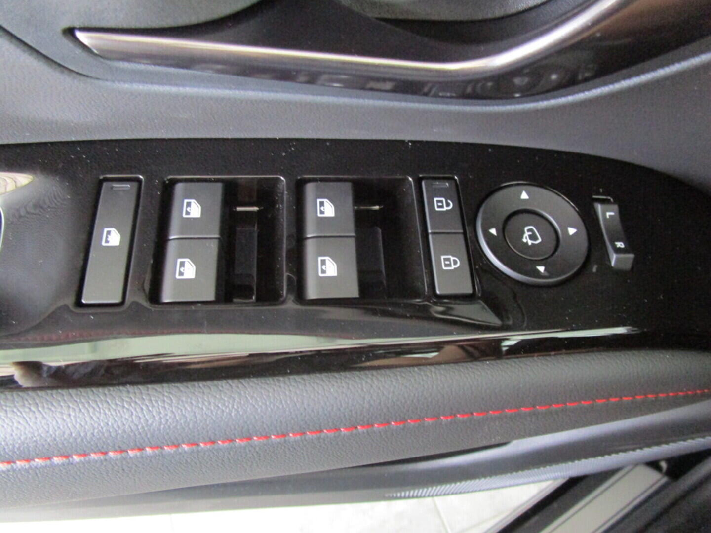 OA41005736_19.webp_TUCSON NX4 N Line 1,6 T-GDI 110 kW