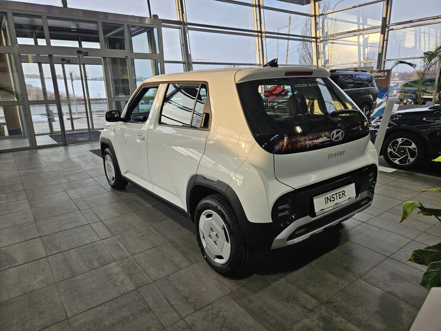 OA41005761_14.webp_INSTER 4S AX EV Smart Range ECO 42 kWh 71 kW