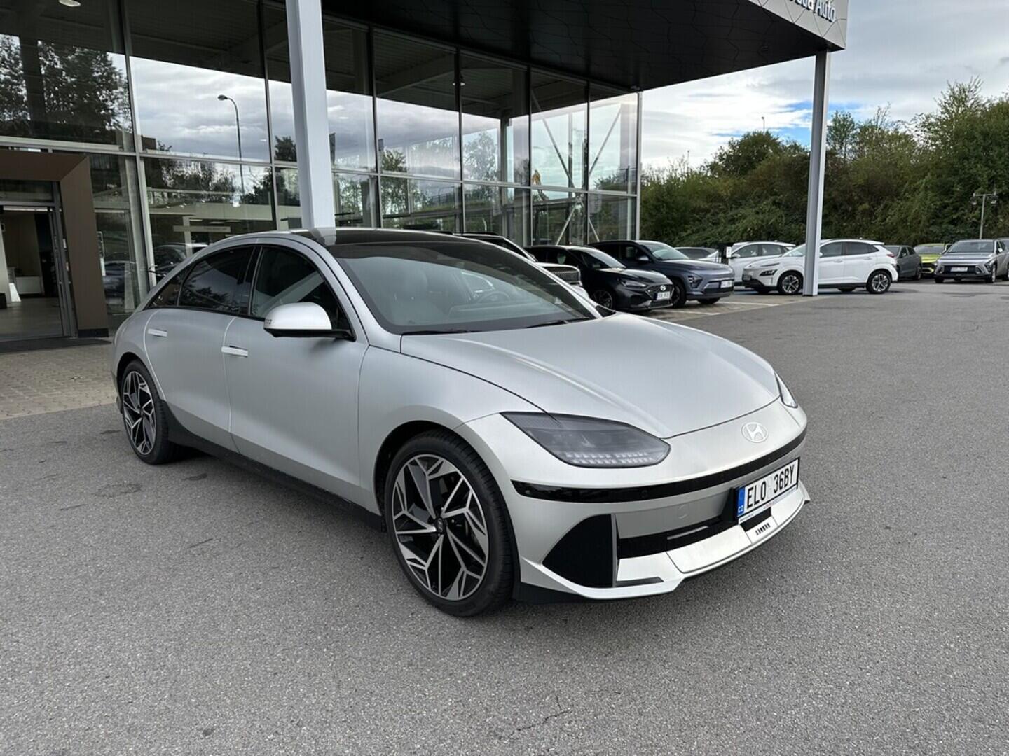 OA41005800_12.webp_IONIQ 6 STYLE Power (77 kW  kW