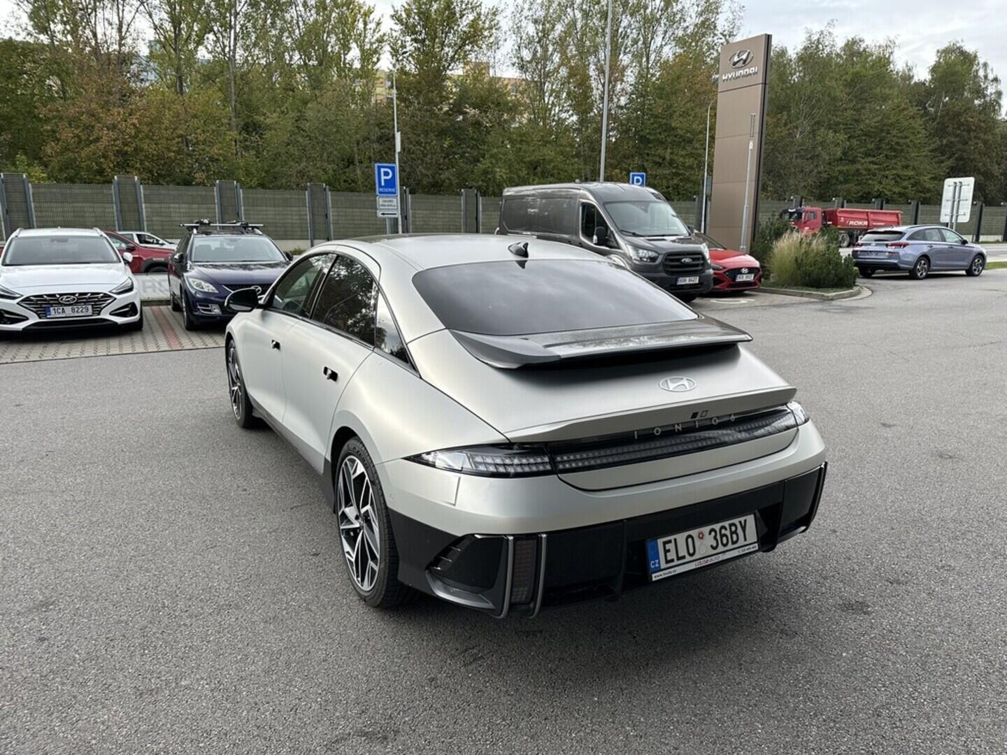 OA41005800_16.webp_IONIQ 6 STYLE Power (77 kW  kW