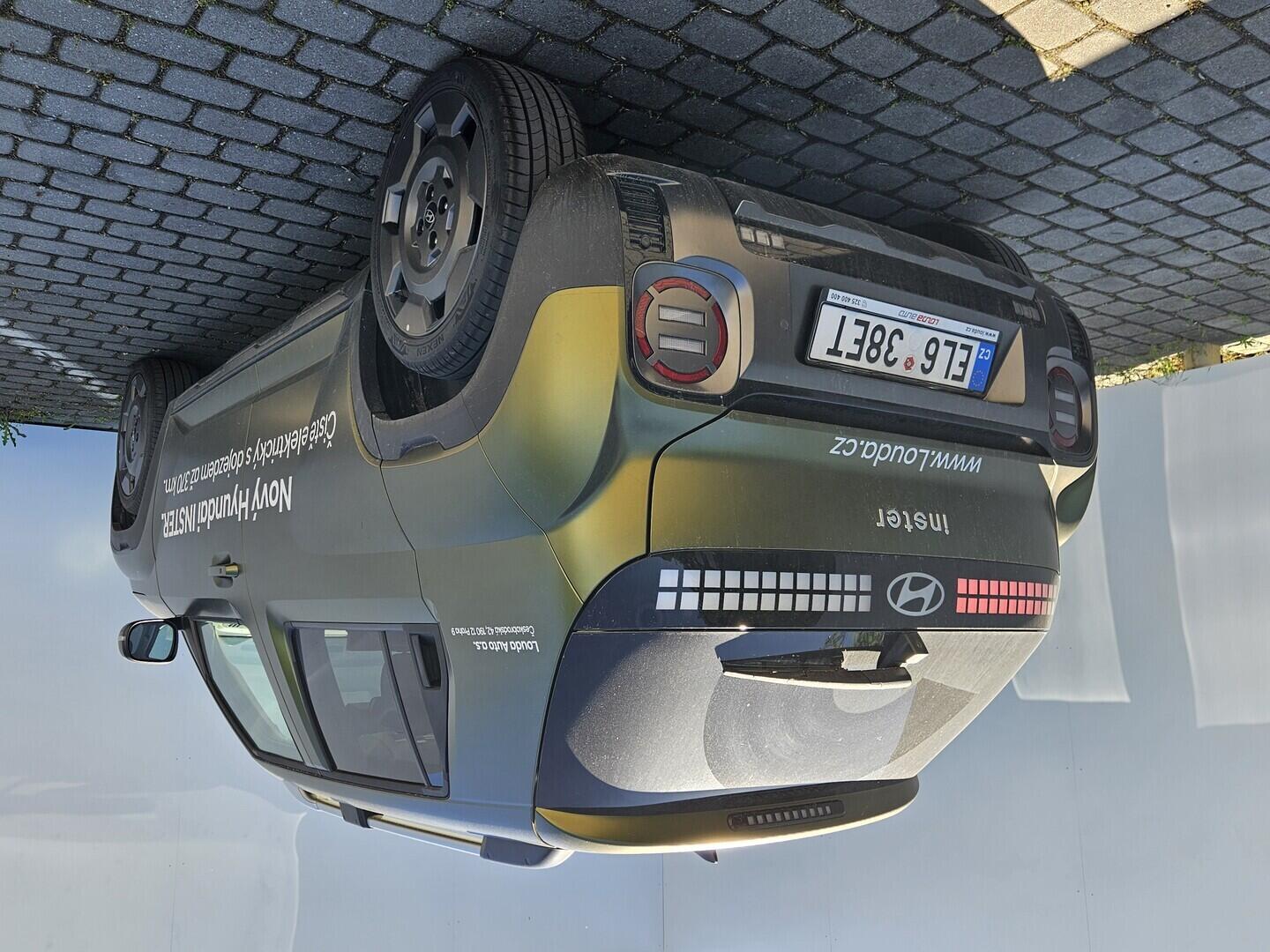 OA41005907_15.webp_INSTER 4S AX EV Cross POWER 49 kWh 84 kW