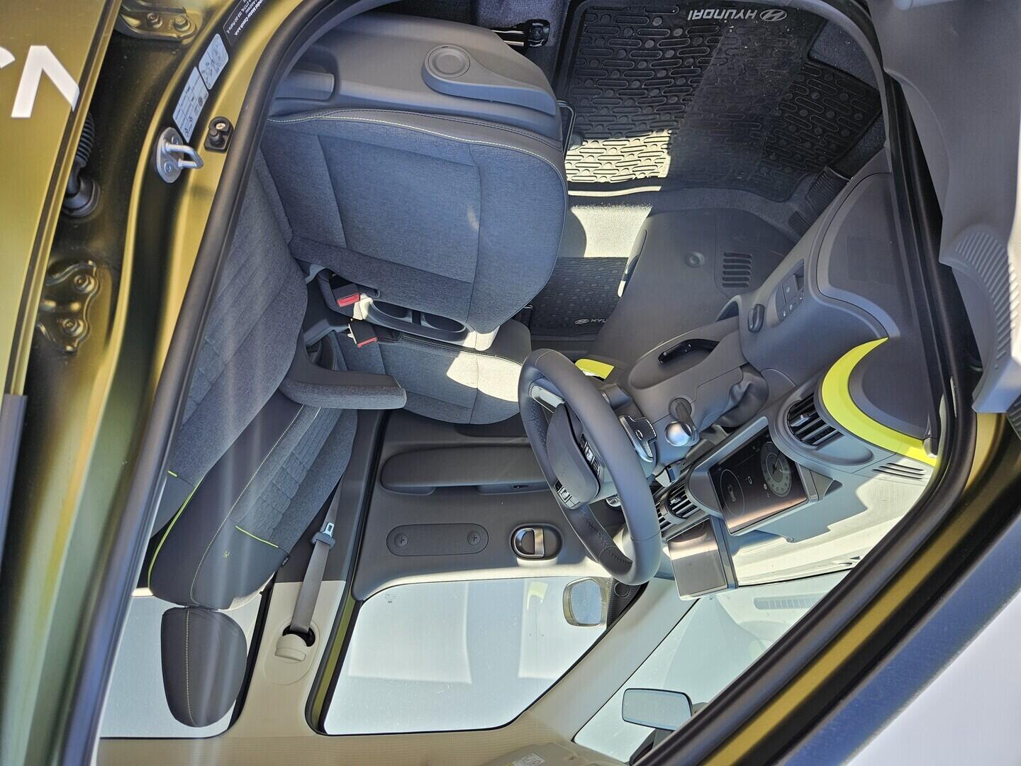OA41005907_21.webp_INSTER 4S AX EV Cross POWER 49 kWh 84 kW