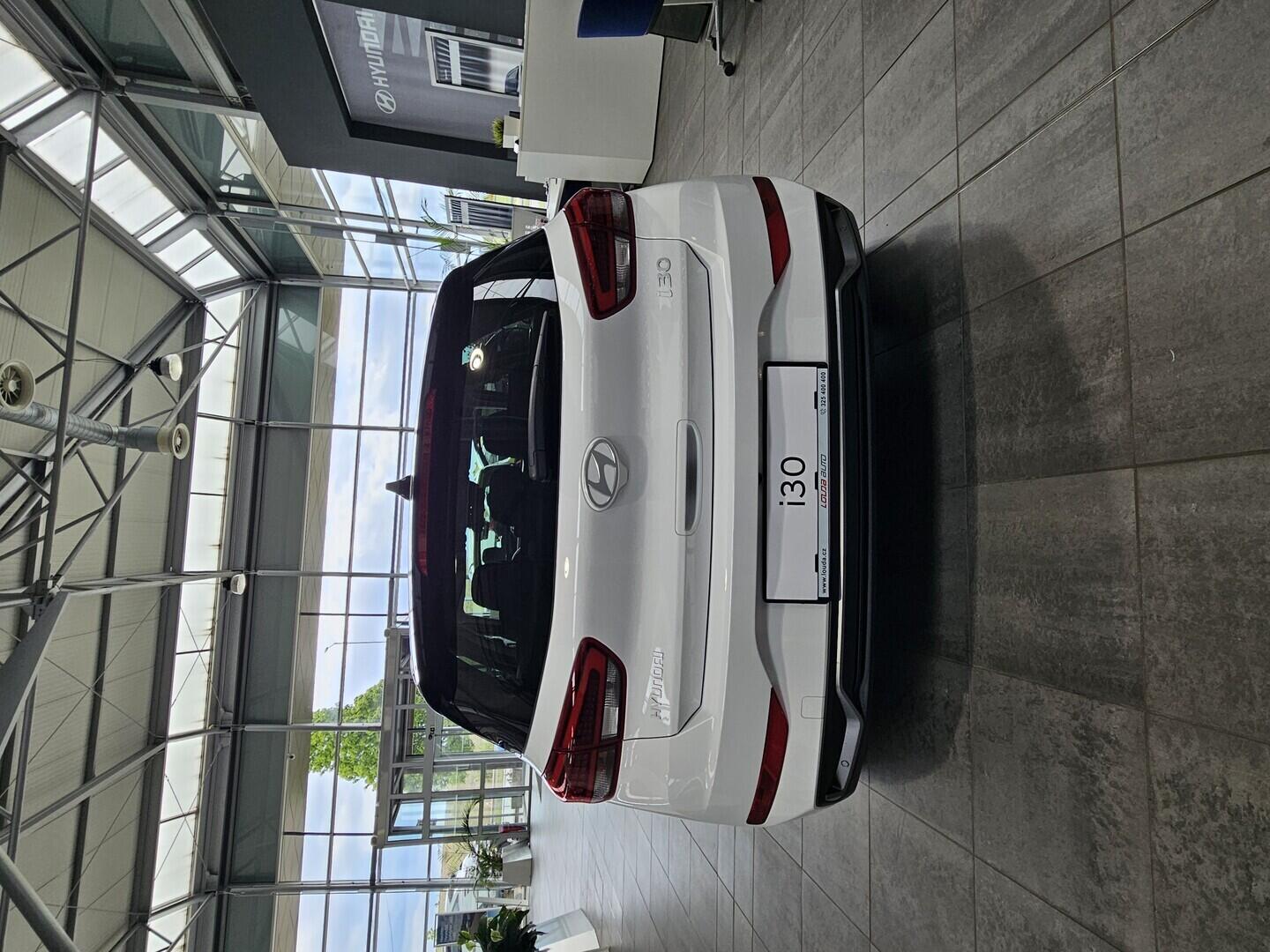 OA41005940_13.webp_i30 HB PD PE GO Czech! 1,0 T-GDI 85 kW