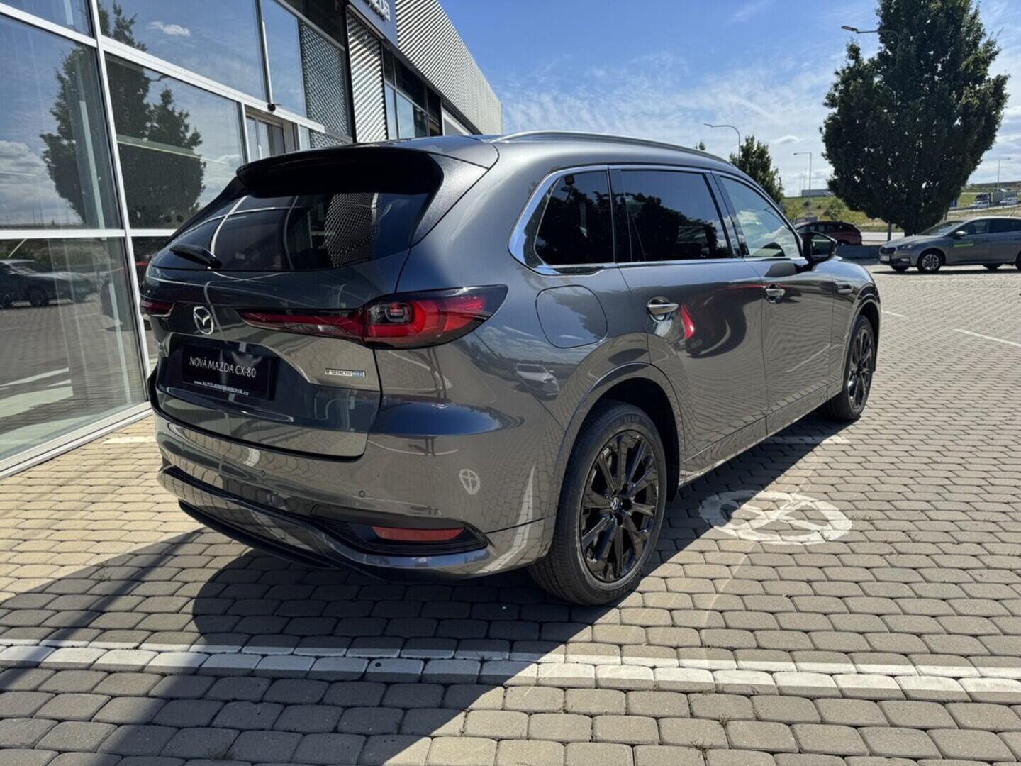 OB71000649_14.webp_CX-80 AWD Homura Plus 2.5L e-Skyactiv PHEV 327 141 kW