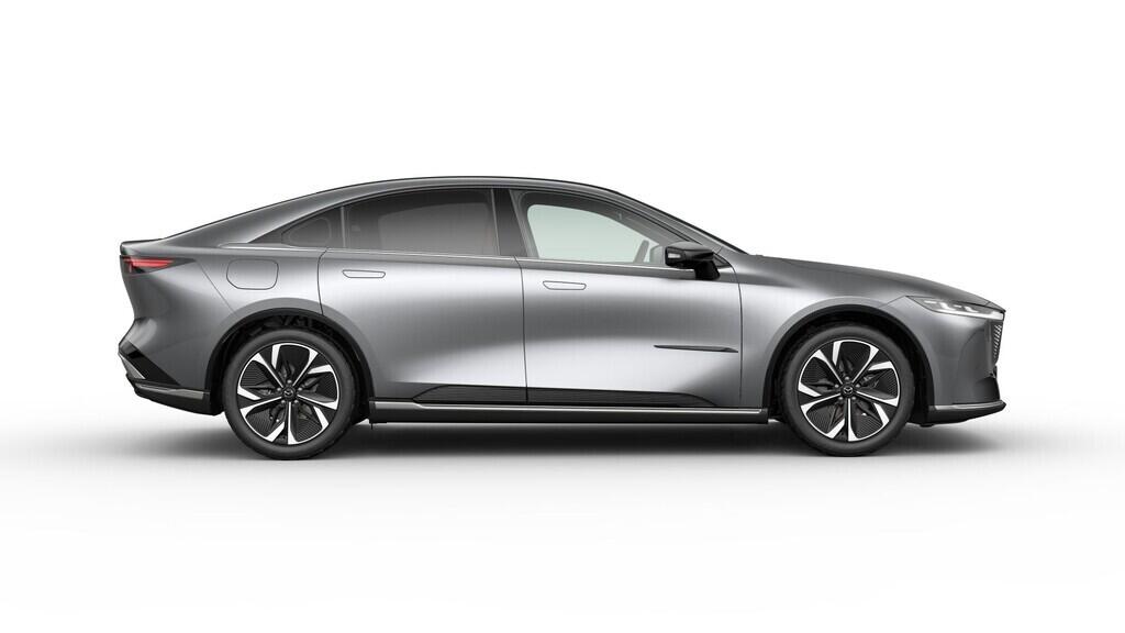 OB71000669_13.webp_6e Takumi Plus 5 HB  EV 245ps LR 245 k EV long range 180 kW