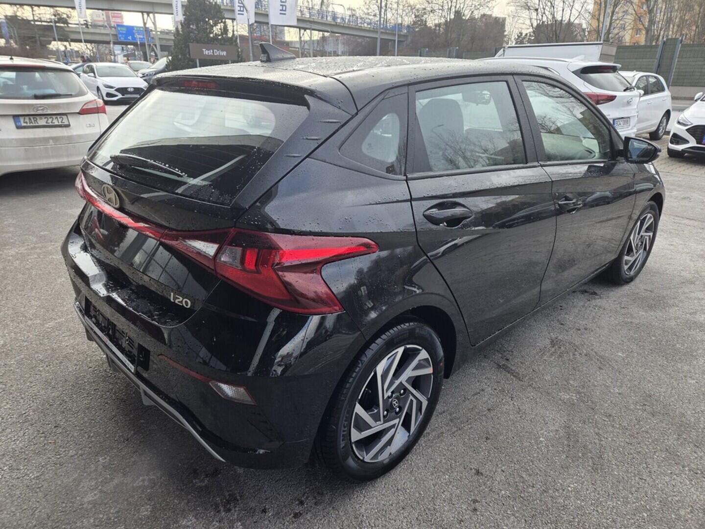 OC41002595_14.webp_i20 BC3 GO! 1,0 T-GDI 74 kW