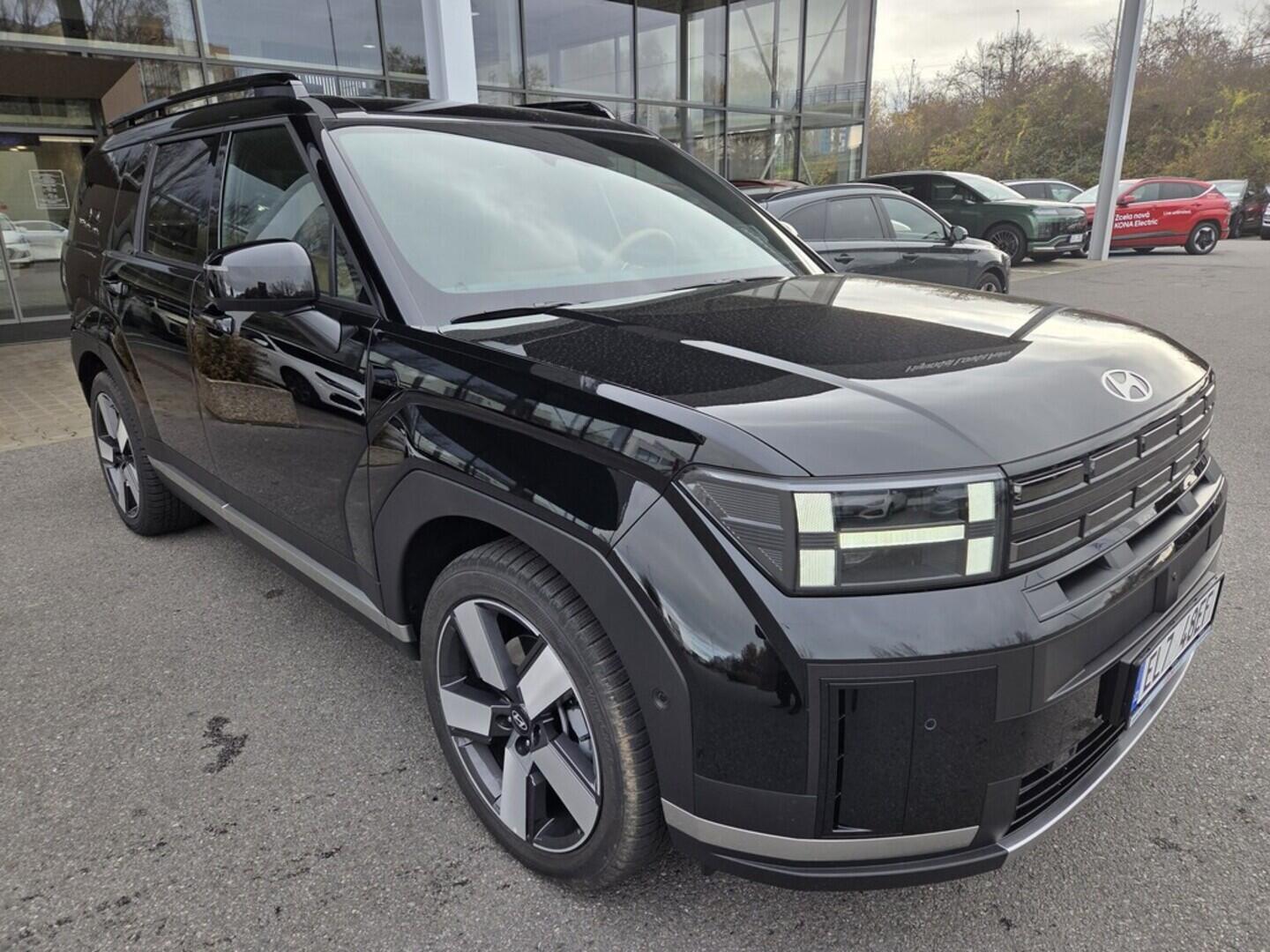 OC41002958_12.webp_SANTA FE PHEV MX5 STYLE 1,6 T-GDI PHEV 7míst  kW