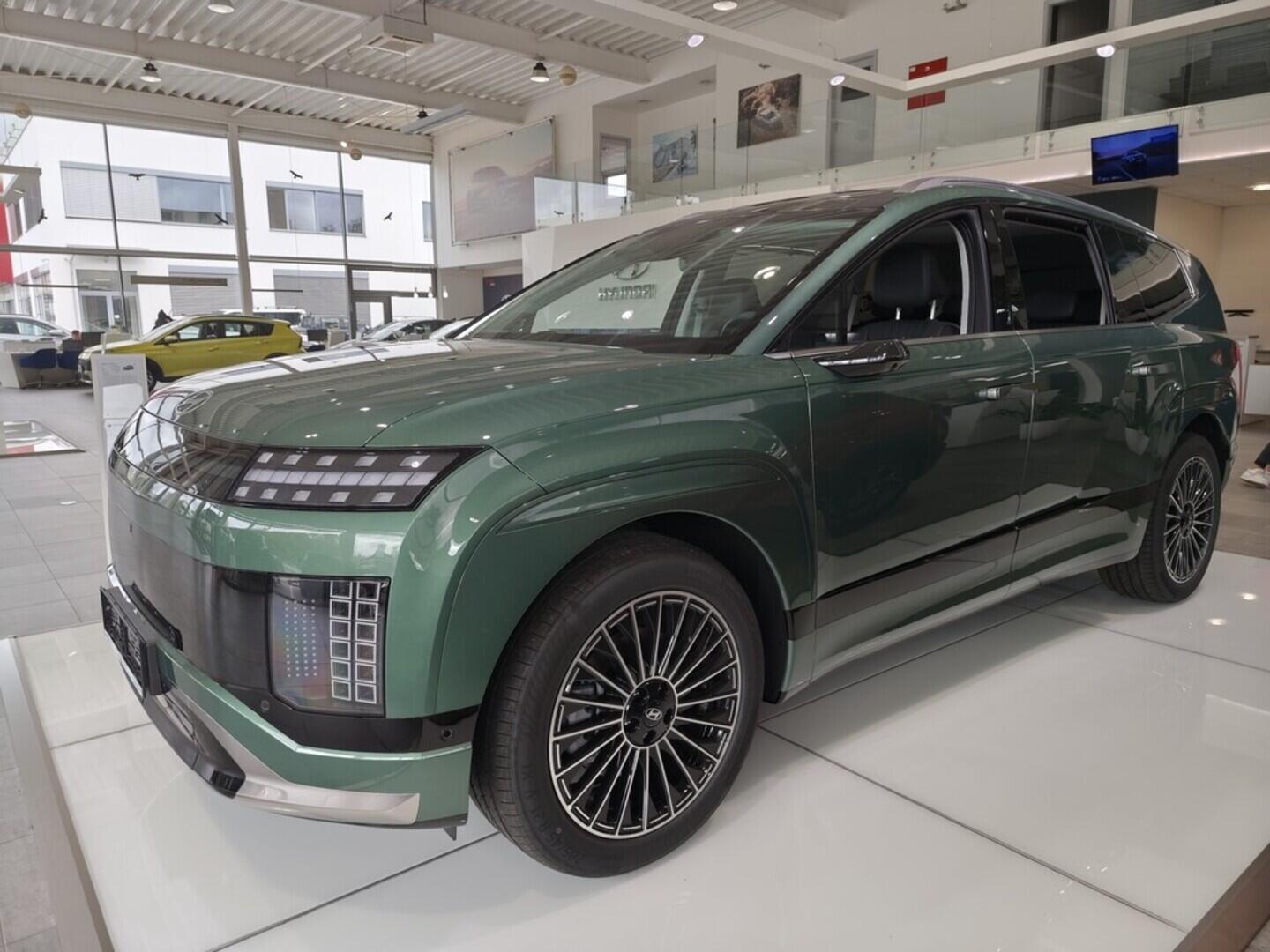 OC41003012_11.webp_IONIQ 9 7S ME -2146826259 POWER 1 10 kW