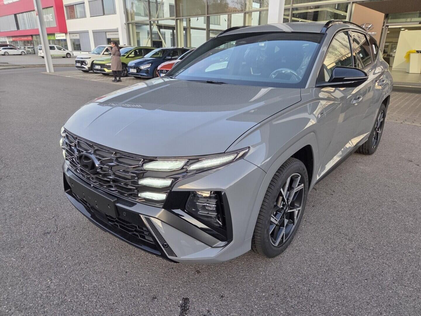 OC41003045_10.webp_TUCSON NX4 GO N Line! 1,6 T-GDI  kW