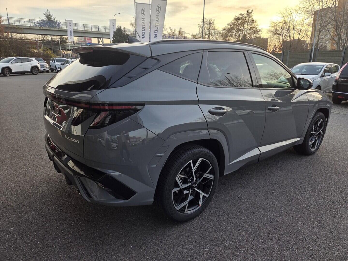 OC41003045_14.webp_TUCSON NX4 GO N Line! 1,6 T-GDI  kW