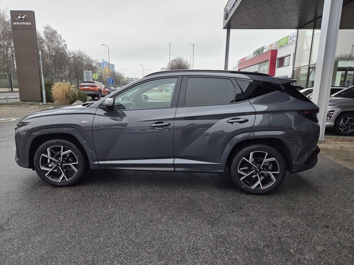 OC41003240_17.webp_TUCSON PHEV NX4 N Line Premium 1,6 T-GDI PHEV 212 kW