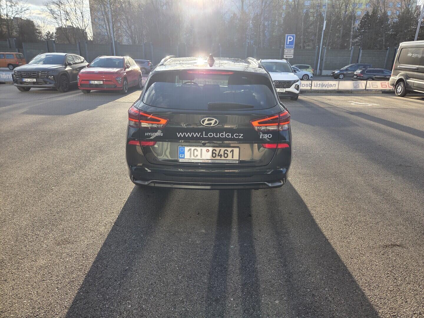 OC41003257_15.webp_i30 WG PD PE GO Czech! 1,0 T-GDI 85 kW