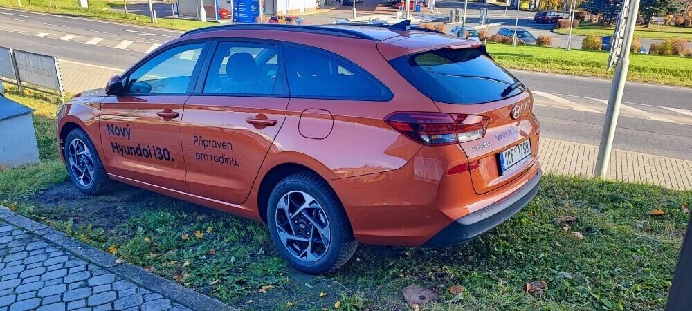 OD41000799_12.webp_i30 WG MY25 Smart Climate 1,5i MT 1,5i 70 kW