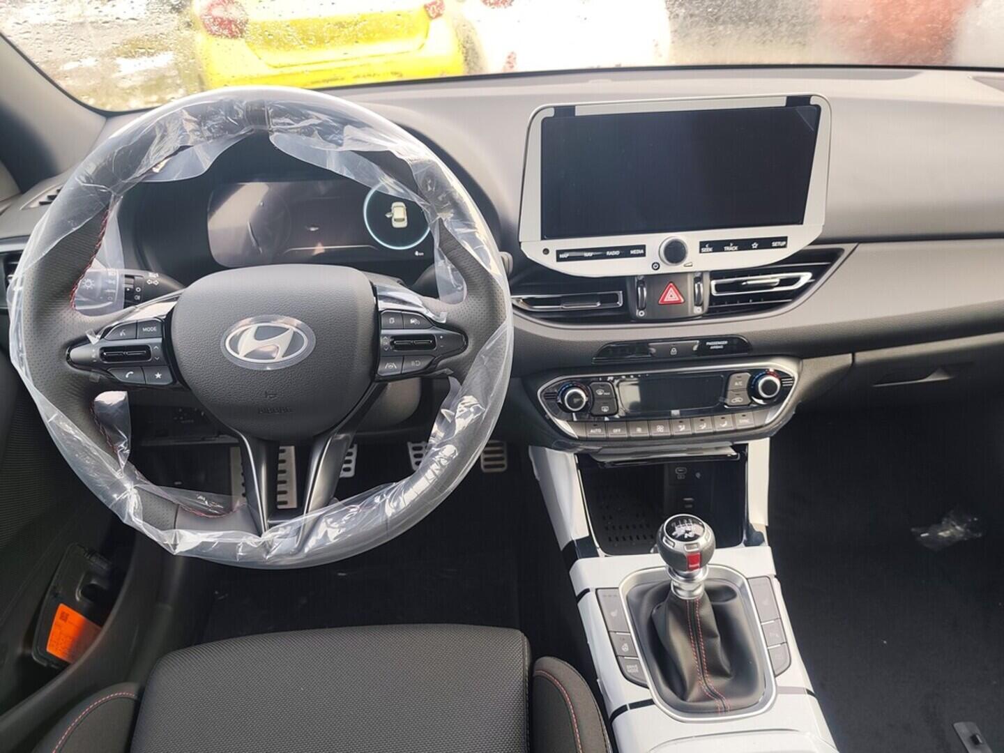 OD41000839_18.webp_i30 FB PD PE N Line 1,5 T-GDI MHEV 103 kW