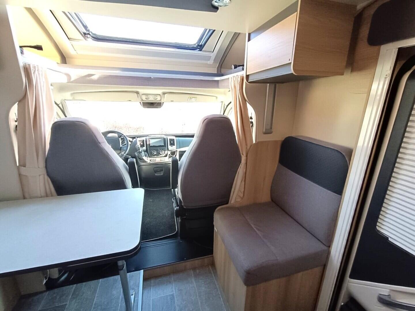 OF06300023_23.webp_Itineo PJ700  Peugeot 103 kW