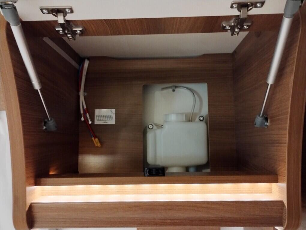 OF06300027_42.webp_M66 Mercedes 125 kW