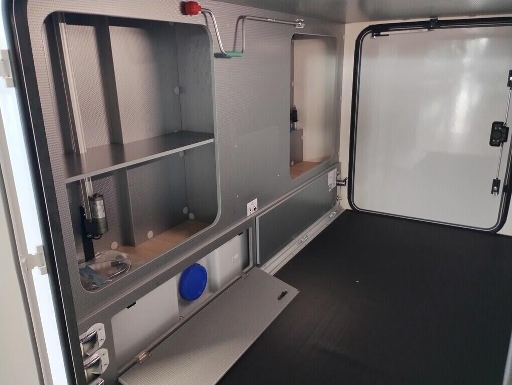 OF06300038_18.webp_i166M Mercedes 125 kW