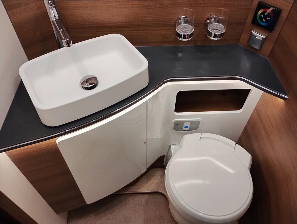 OF06300038_35.webp_i166M Mercedes 125 kW