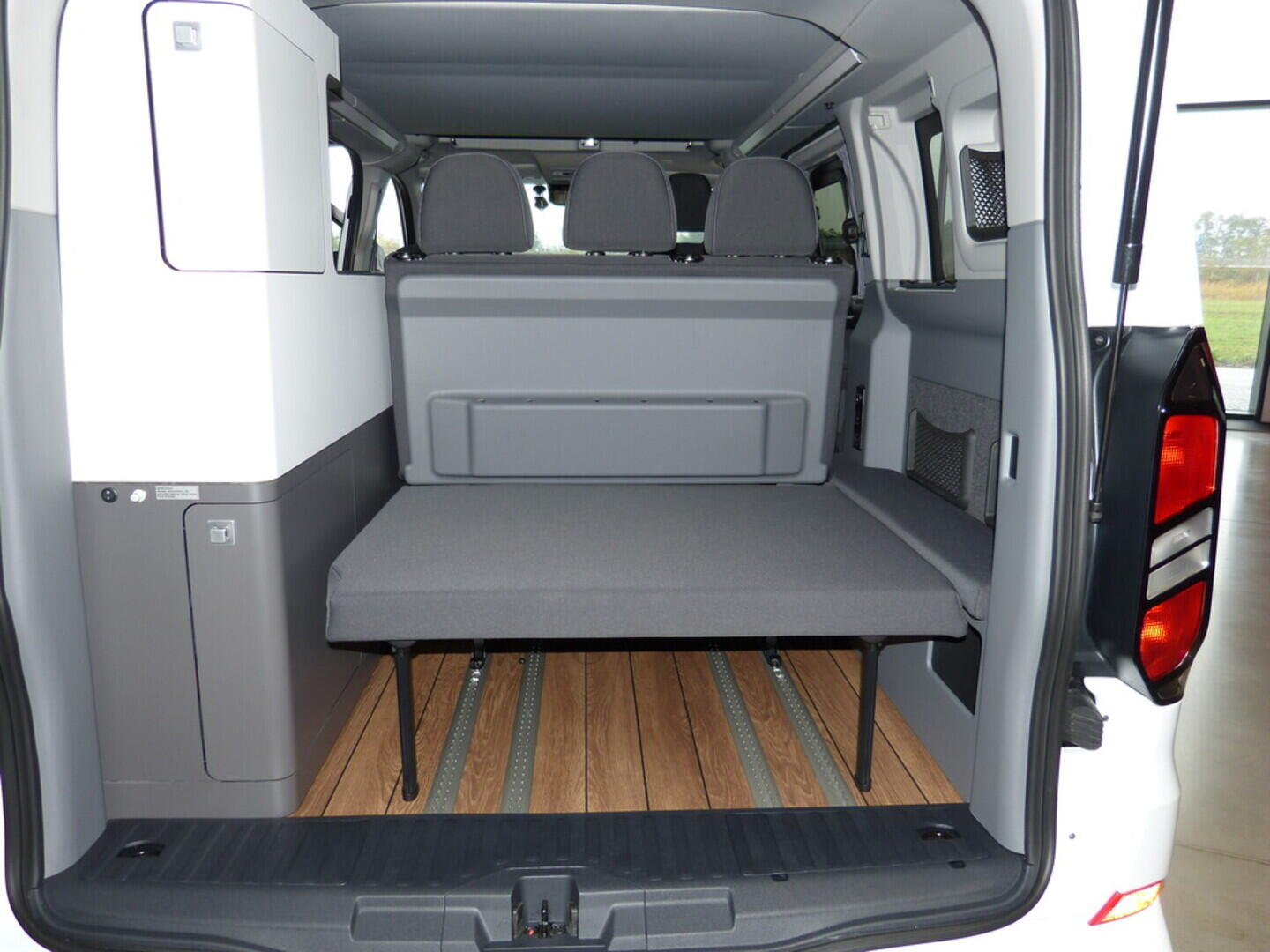 OF06300043_27.webp_CITY CAMP SELECT FWD FORD 100 kW