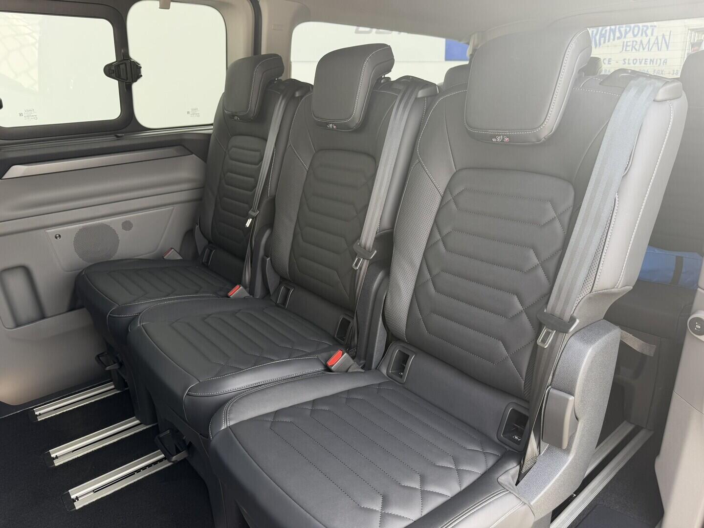 OG51000811_21.webp_Tourneo Custom V710 TOURNEO 2,0 EcoBlue 125 kW