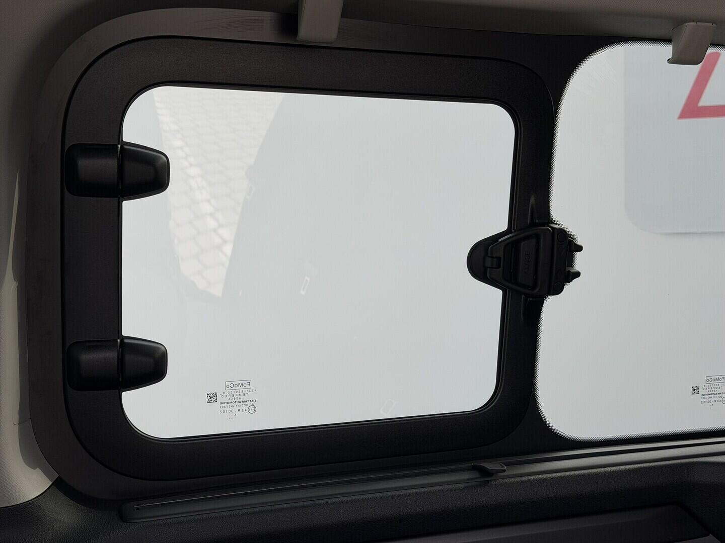 OG51000811_25.webp_Tourneo Custom V710 TOURNEO 2,0 EcoBlue 125 kW