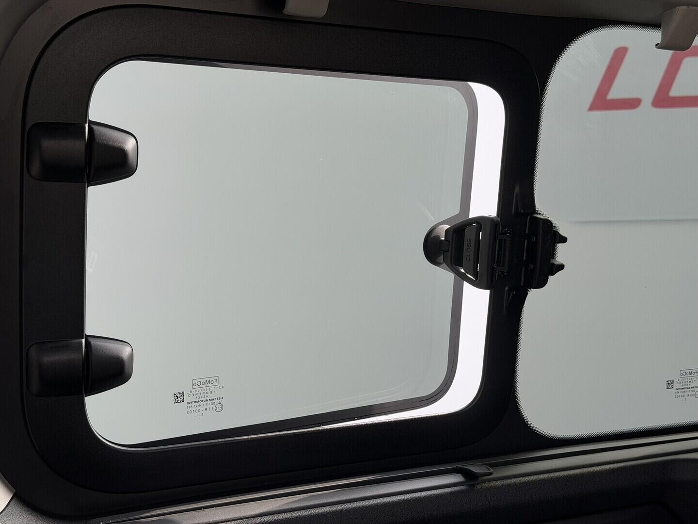 OG51000811_26.webp_Tourneo Custom V710 TOURNEO 2,0 EcoBlue 125 kW