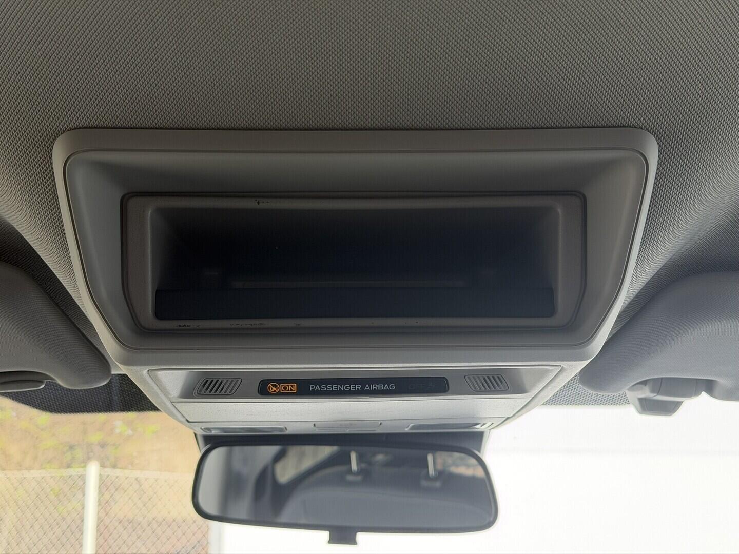 OG51000811_38.webp_Tourneo Custom V710 TOURNEO 2,0 EcoBlue 125 kW