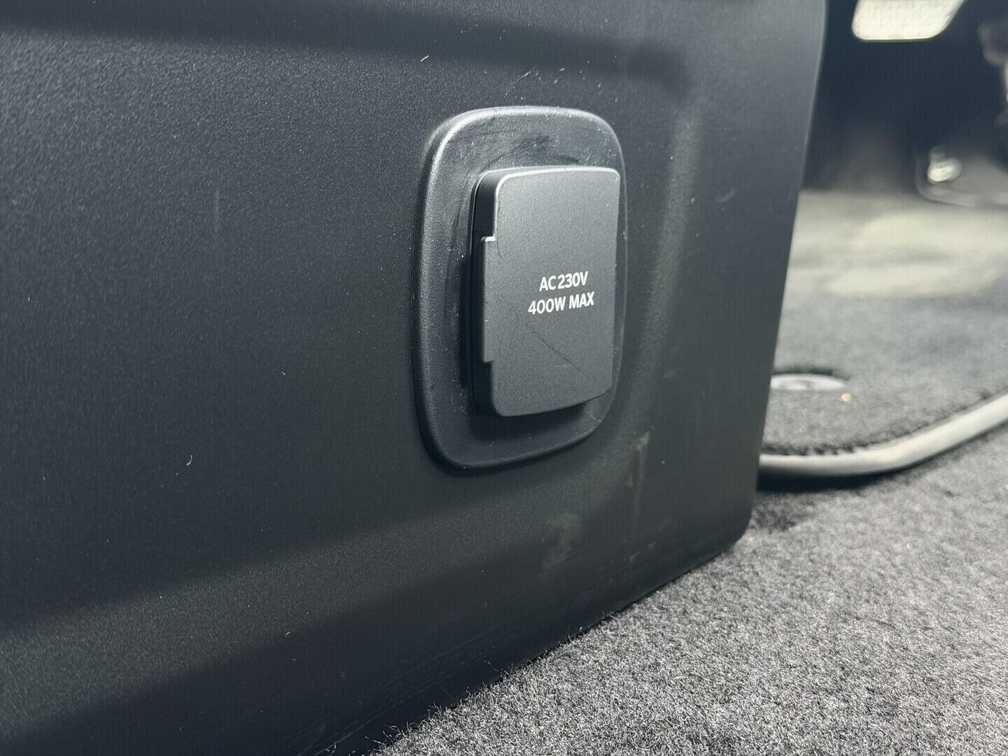 OG51000811_39.webp_Tourneo Custom V710 TOURNEO 2,0 EcoBlue 125 kW