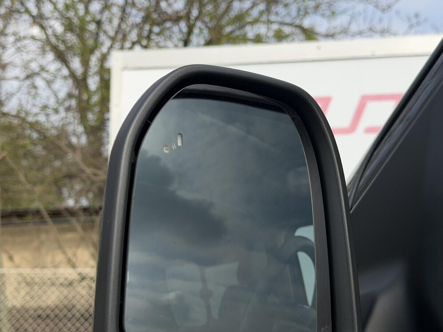 OG51000811_41.webp_Tourneo Custom V710 TOURNEO 2,0 EcoBlue 125 kW