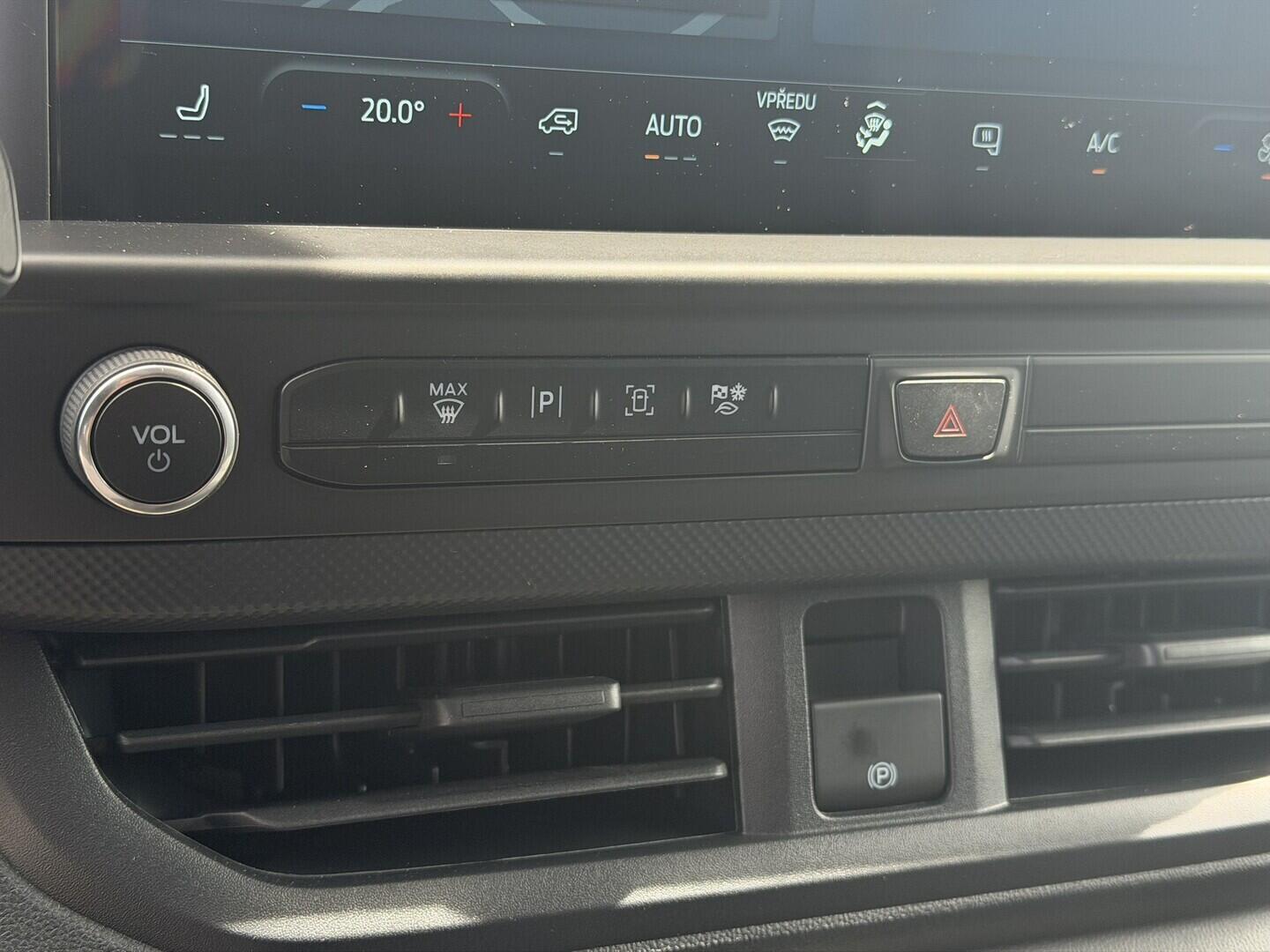 OG51001428_36.webp_Transit Custom Van V710 Van 64 kWh,0 Elektromotor 100 kW