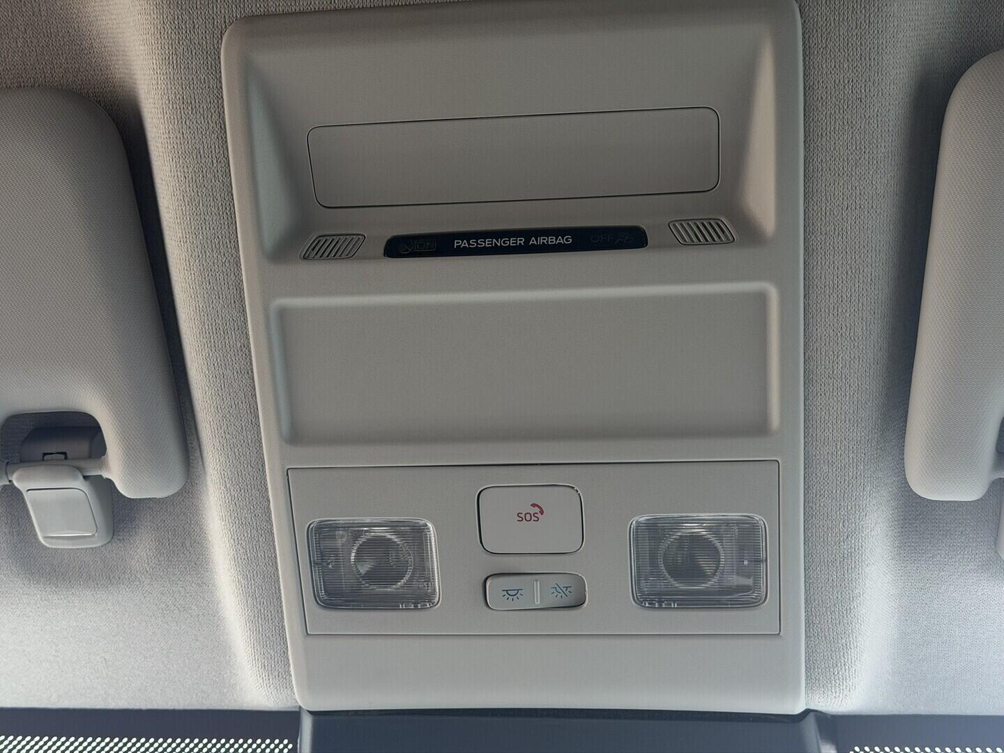 OG51001428_38.webp_Transit Custom Van V710 Van 64 kWh,0 Elektromotor 100 kW