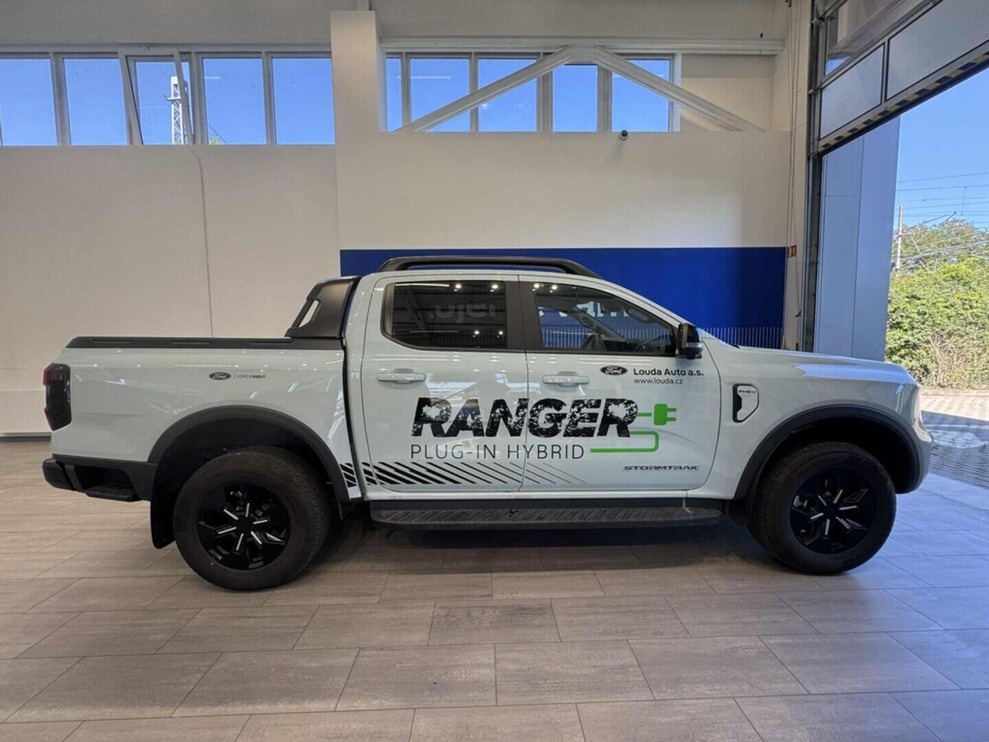 OG51001464_12.webp_Ranger Double Cab 2,3 EcoBoost Hybrid (PHEV) 205 kW