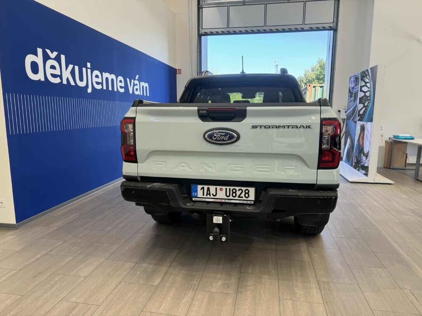 OG51001464_13.webp_Ranger Double Cab 2,3 EcoBoost Hybrid (PHEV) 205 kW