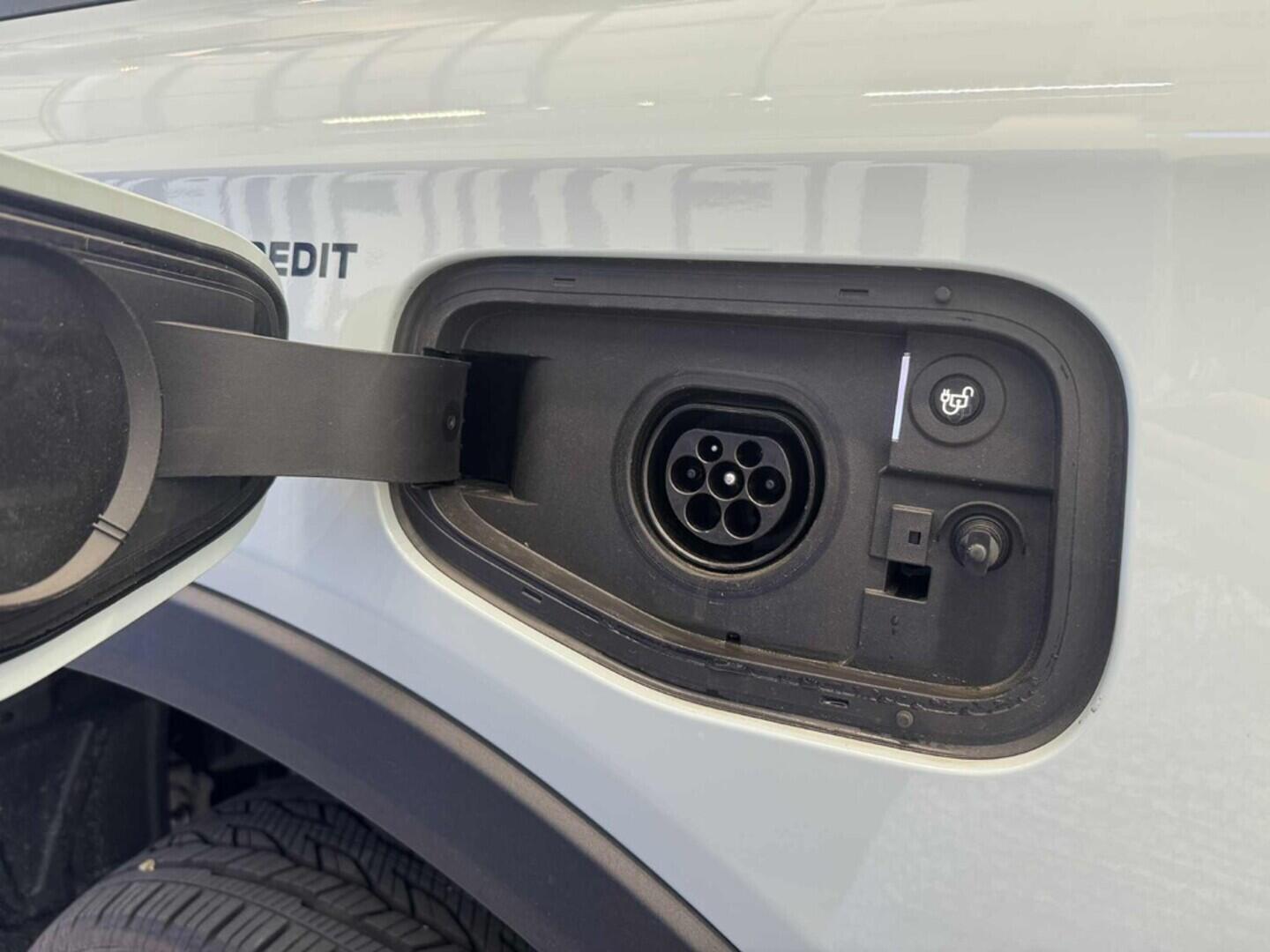 OG51001464_17.webp_Ranger Double Cab 2,3 EcoBoost Hybrid (PHEV) 205 kW