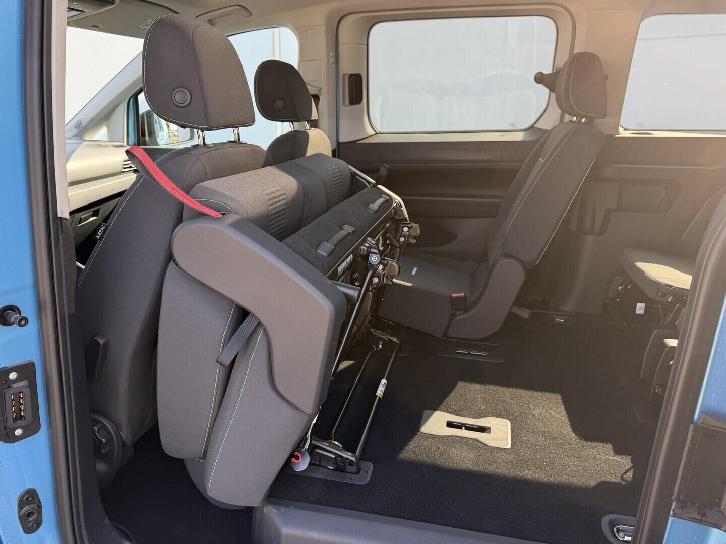 OG51001510_21.webp_Tourneo Connect V761 Grand Tourneo 1,5 EcoBoost 110 kW