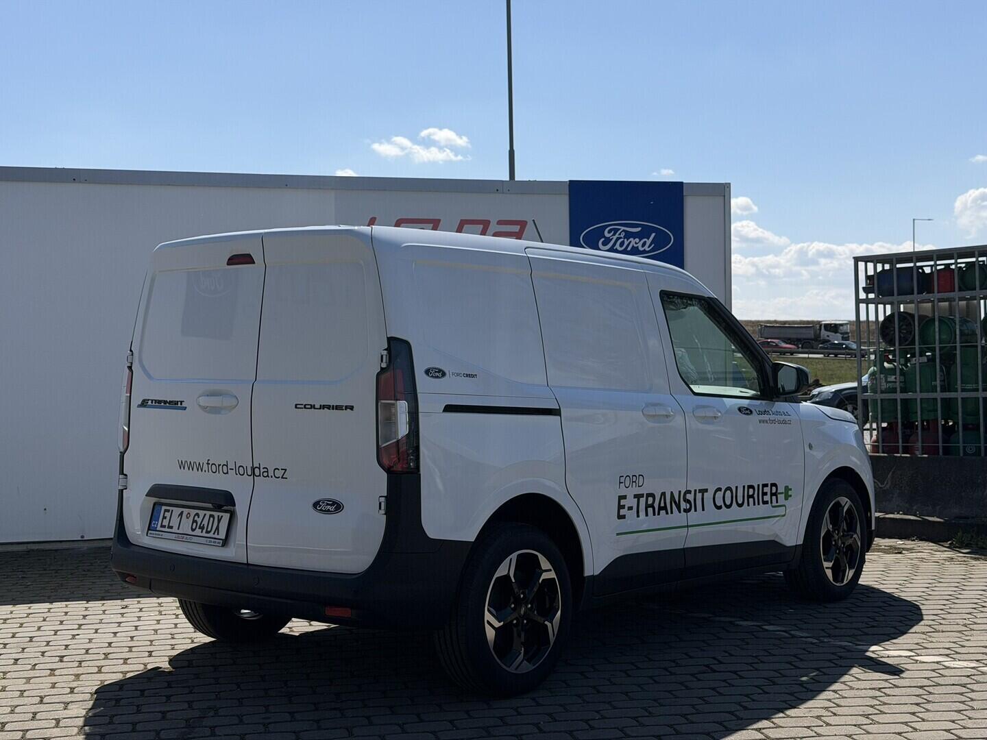OG51001747_29.webp_Transit Courier V769 Van 43 kWh,0 Elektromotor 100 kW