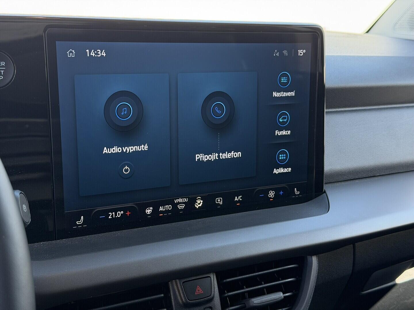 OG51001751_26.webp_Transit Courier V769 Van 43 kWh,0 Elektromotor 100 kW