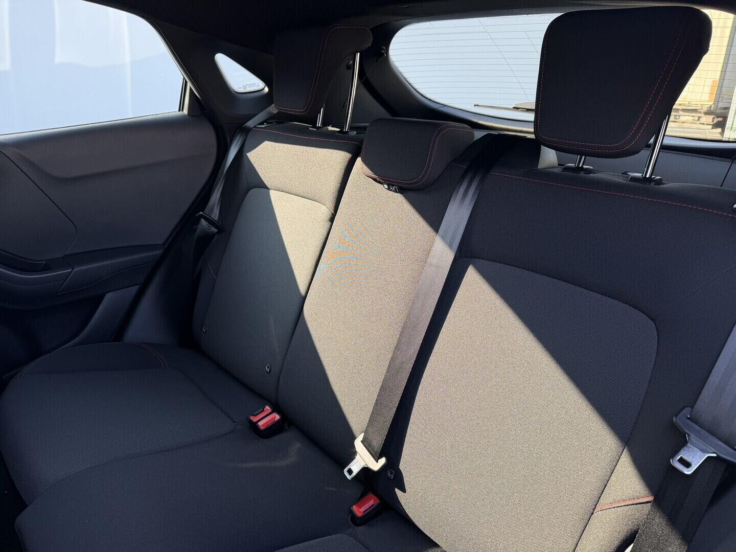 OG51001784_19.webp_Puma ST-LINE 1,0 EcoBoost Hybrid (mHEV) 92 kW