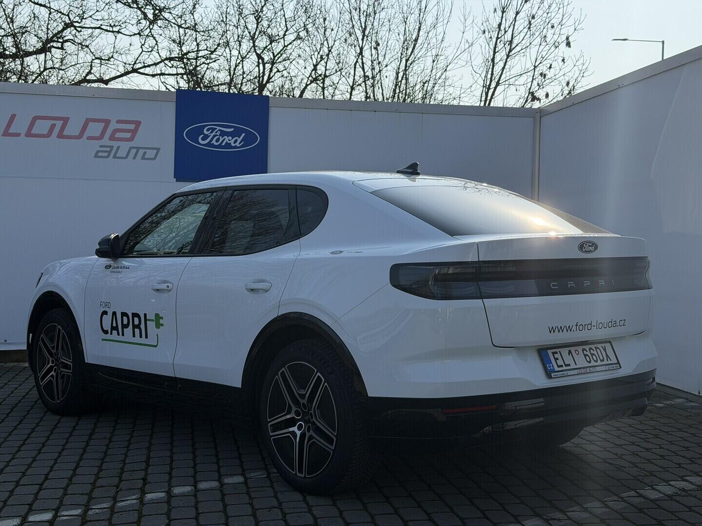 OG51001837_34.webp_Elektrické Capri 5D 77 kWh,0 PRODLOUŽENÝ DOJEZD 210 kW