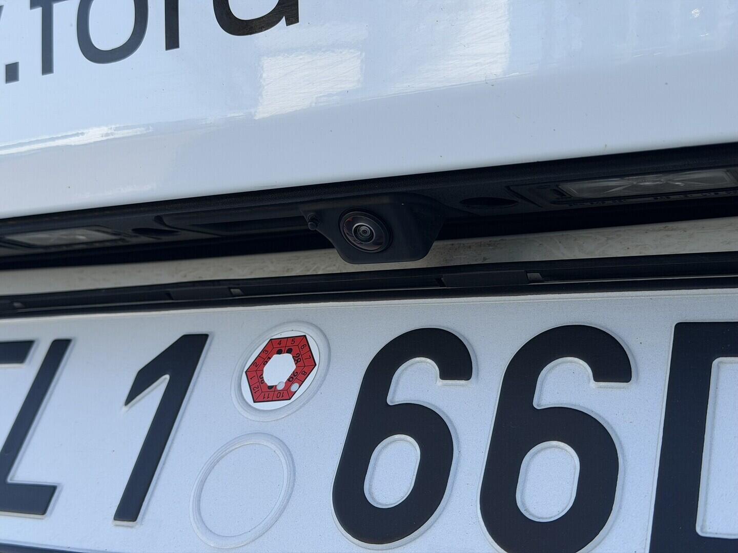 OG51001837_44.webp_Elektrické Capri 5D 77 kWh,0 PRODLOUŽENÝ DOJEZD 210 kW